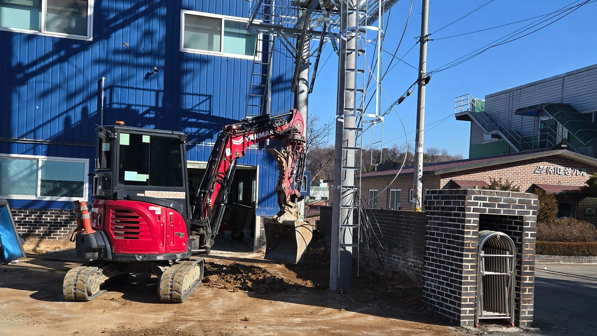 화성 LCM 테크놀로지 600kW H주 수변전 사진 4