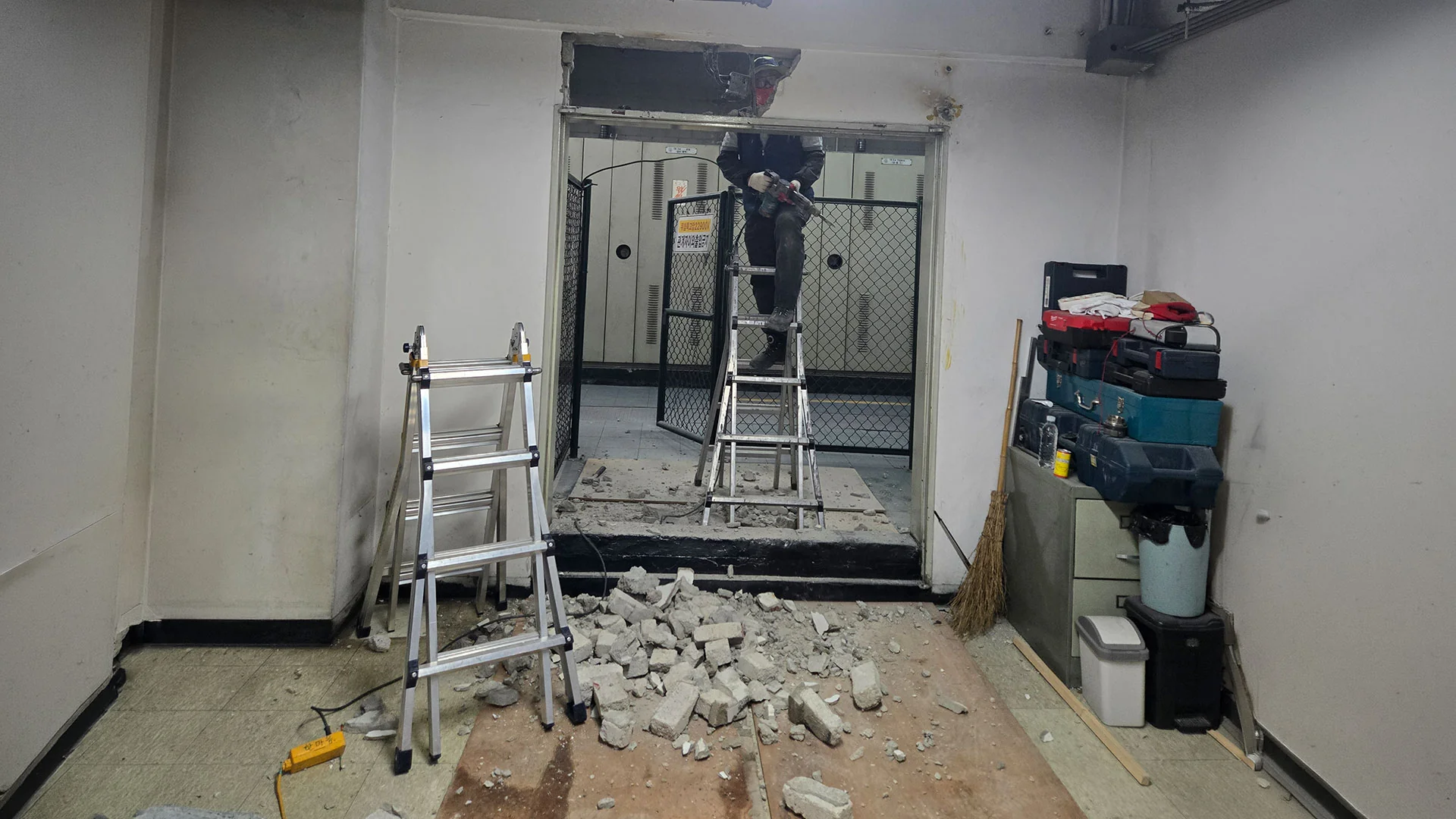 서초 뱅뱅사거리 1500kW 수변전설비 사진 6
