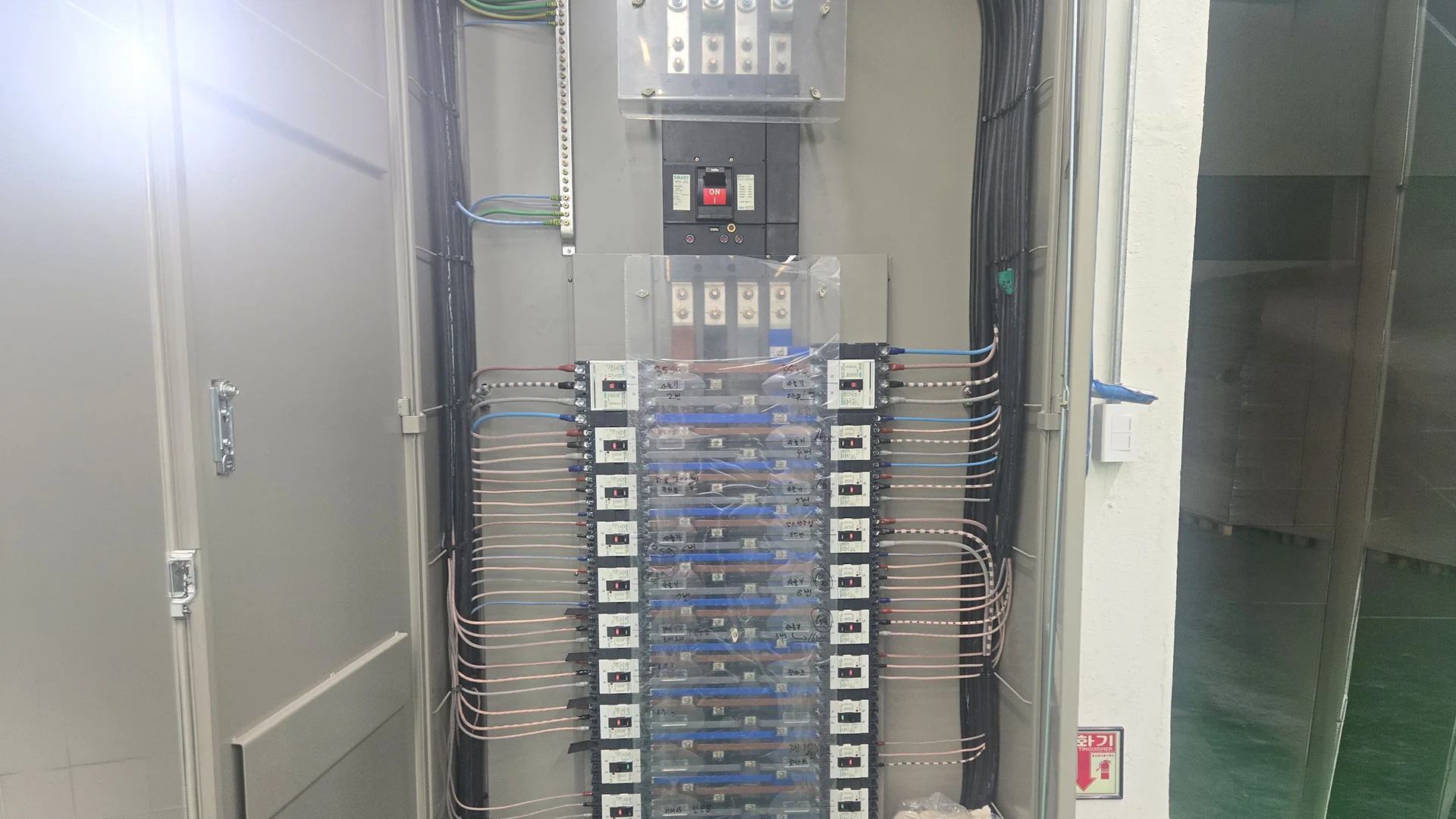 수원 인커스 영동공장 950kW 수변전설비 사진 6